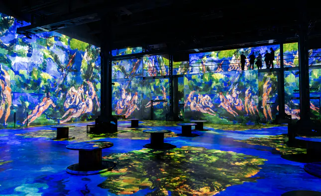 atelier-des-lumieres-experience-immersive-paris-zigzag-rentree-2022.jpg